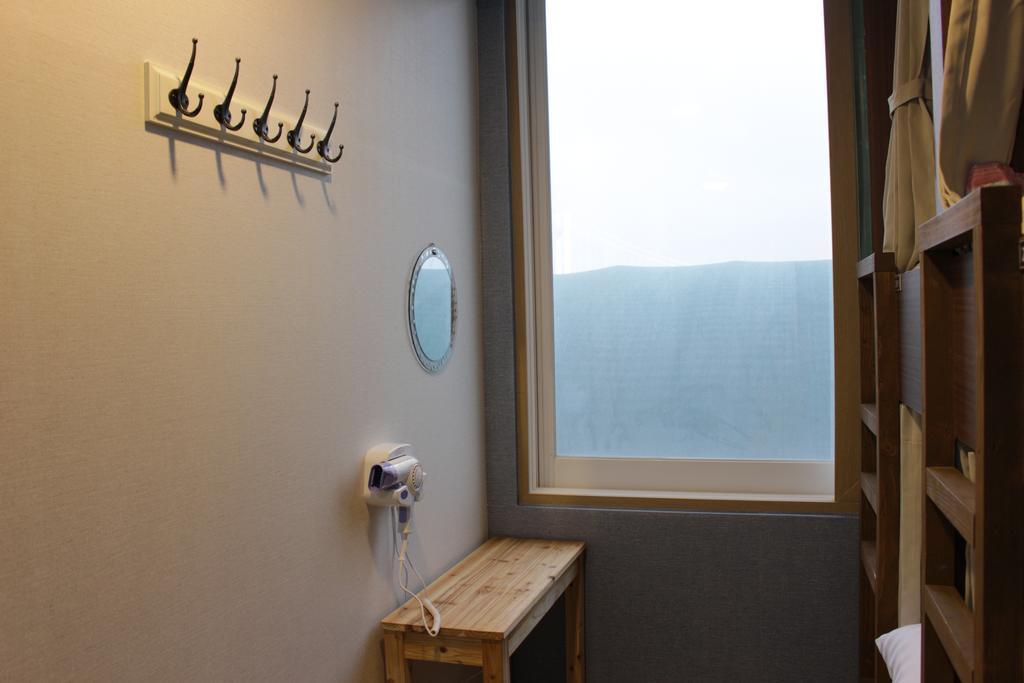 Bexco Hostel B&B Busan Bilik gambar